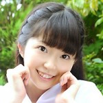 大きい瞳が印象的な美少女・碧海ゆあちゃん「全力黒髪少女」シリーズに登場!!
